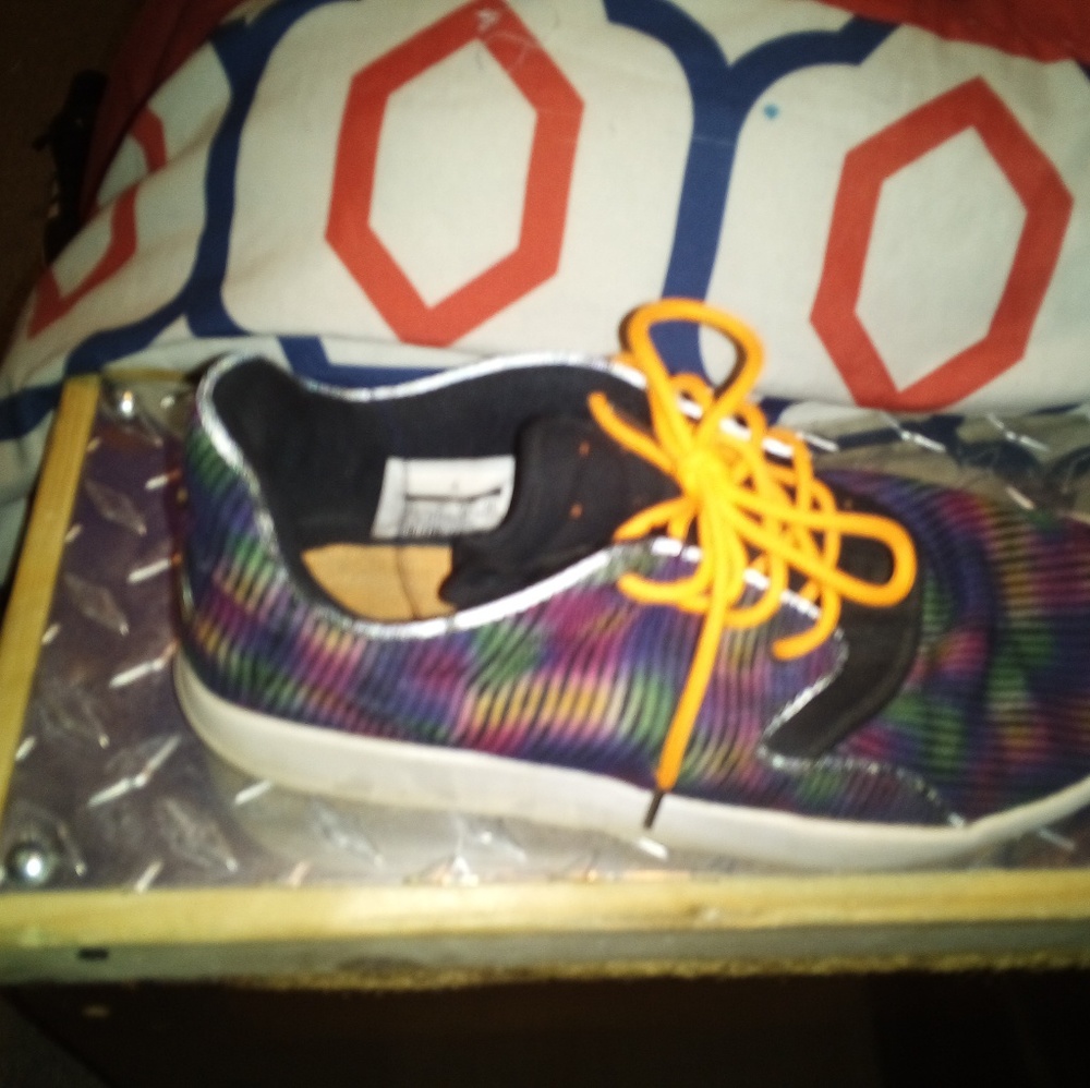 Jordan Eclipse - Picture 2 of 3